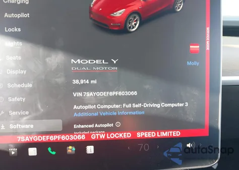 2023 Tesla Model Y Performance Dual Motor All-Wheel Drive z USA, uszkodzony, nr VIN 7SAYGDEF6PF603066